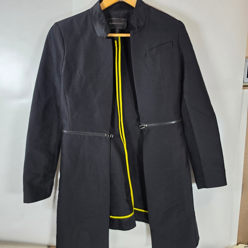 BCBG MAXAZRIA Arelia Black Zip Convertible Blazer Neon Trim Jacket Small Open